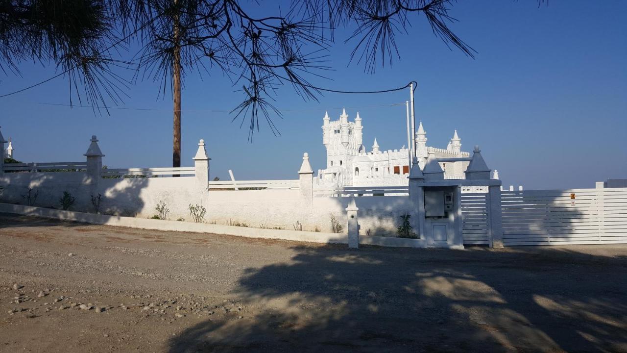 Snow White Castle Apartment คิโอตาริ ภายนอก รูปภาพ