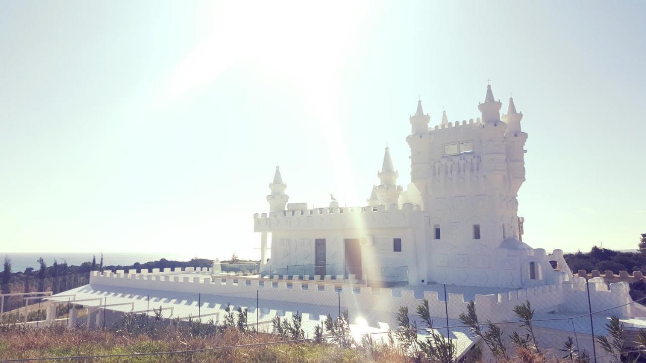 Snow White Castle Apartment คิโอตาริ ภายนอก รูปภาพ